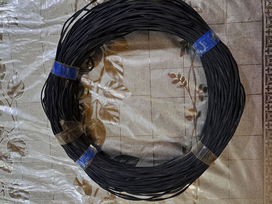 Кабель вай файни улаш учун хам уйга телефонни улаш учун.