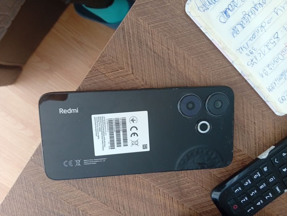 Xiaomi Redmi 13 телефон