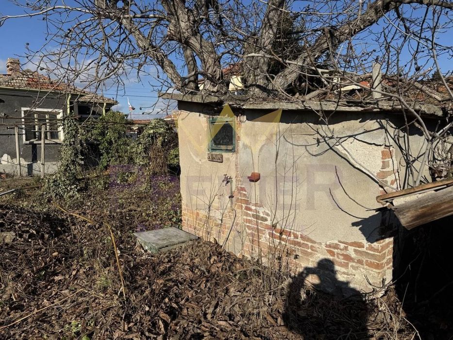 Къща в Бургас, област-гр.Камено