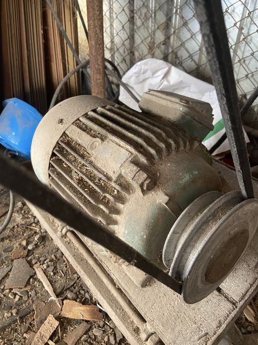 Vind motor trifazic de 4 kw