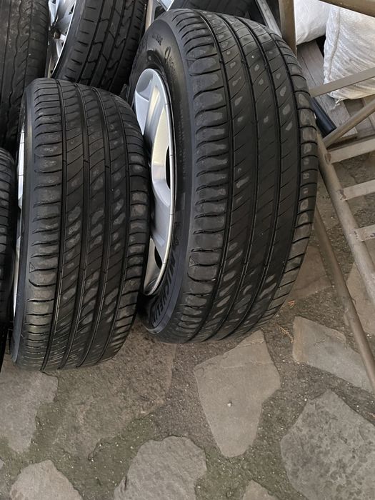 Set jante cu anvelope de vara