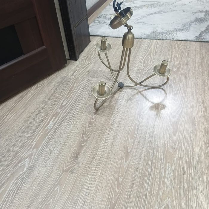 Продам люстры для дома