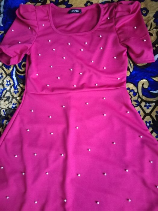 Розова къса рокля