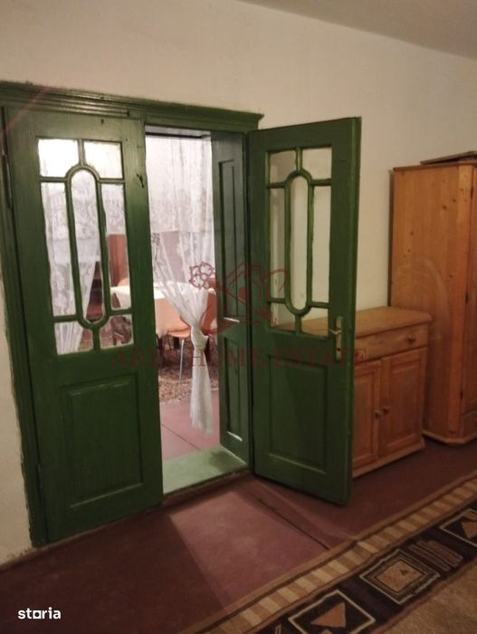 Casa spatioasa | 1500 mp teren - Ticvaniu Mare CS