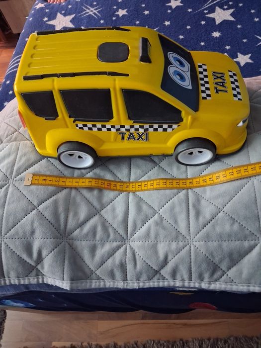 Masinuță taxi din plastic nouă