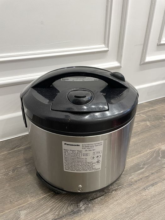 Мультиварка продам