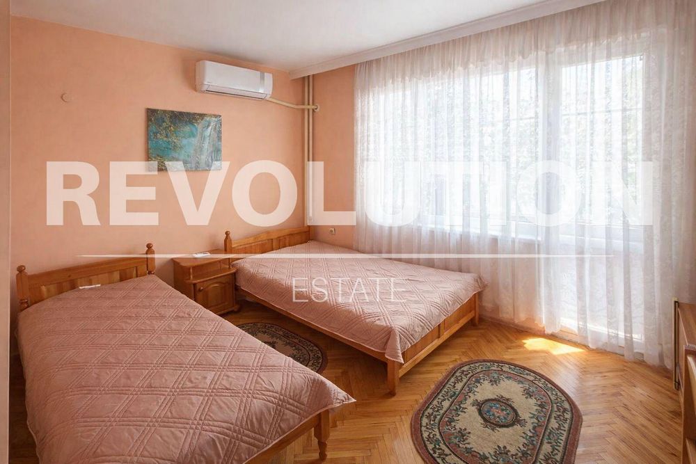 Дава се под наем Тристаен апартамент в Пловдив, Кючук Париж - 80 кв.м за 420 € - Снимка #6