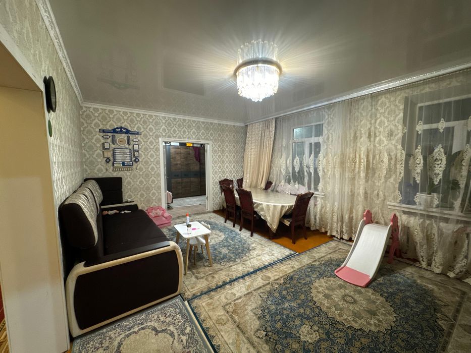 Продам дом на Мирном