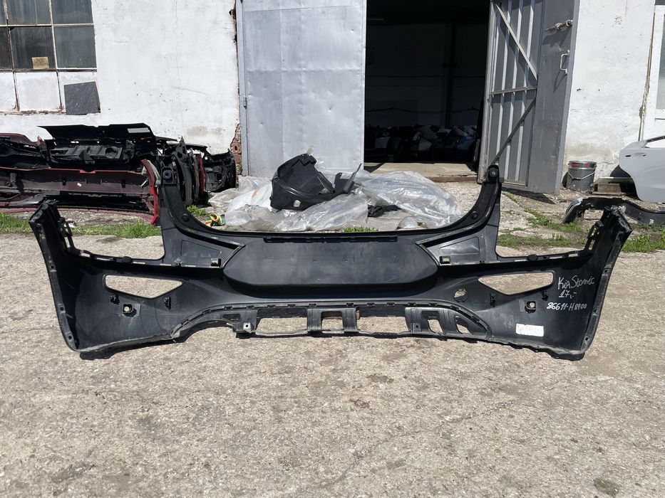 Задна броня за Киа Стоник KIA Stonic 2017г-