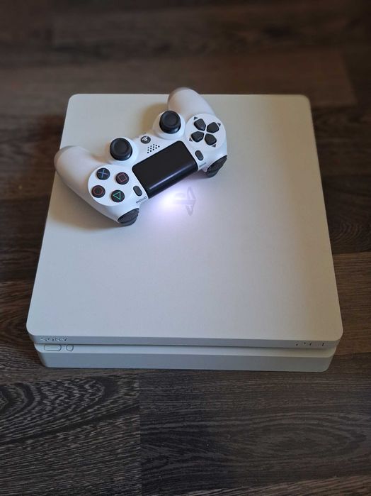 Playstation 4 Slim 1TB Modat + Multe jocuri