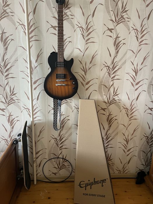 Электрогитара Epiphone Les Paul Vintage Edition
