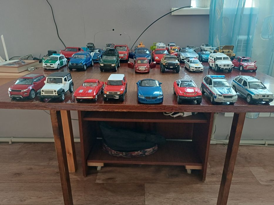 Игрушки  машинки