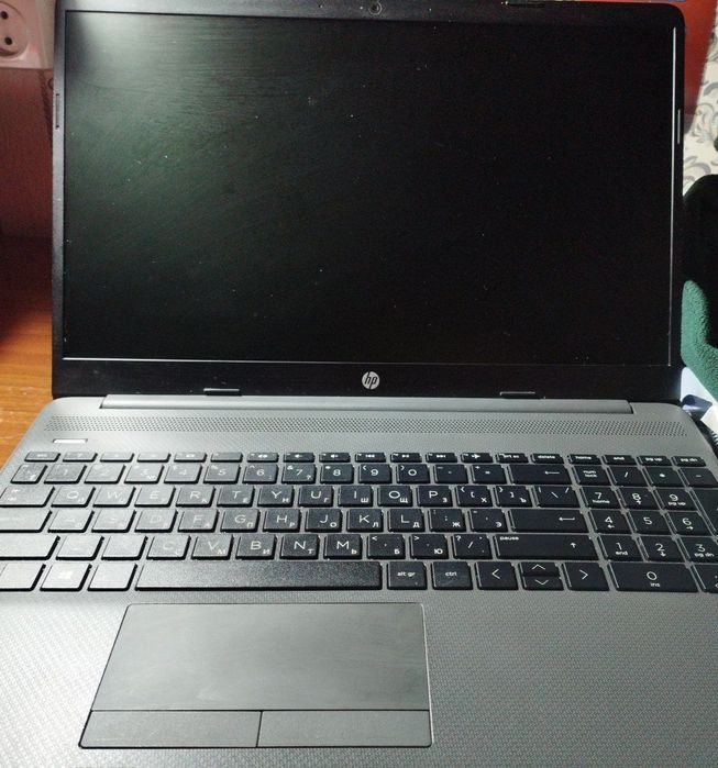 Продаю ноутбук .