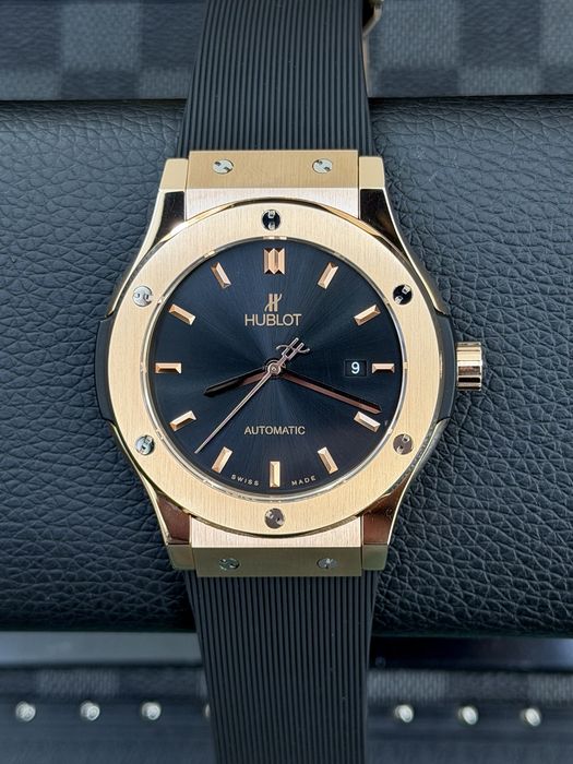 HB Classic Fusion 45mm Gold