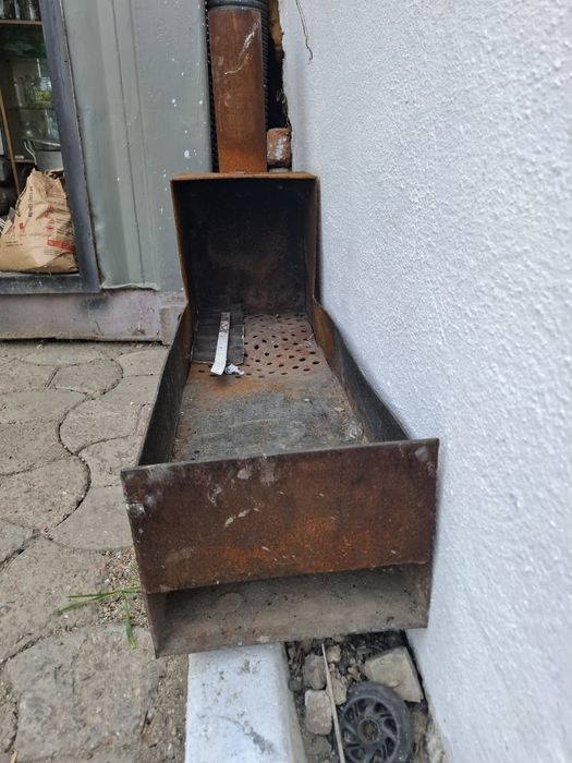 Продам мангал на ножках