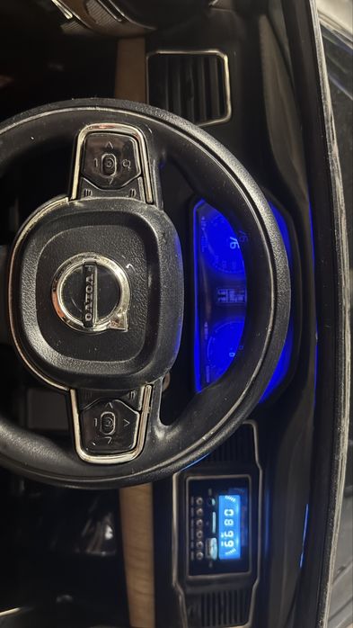 Двуместна акумулаторна кола Volvo XC90 с КОЖЕН салон + ЧИСТО НОВА БАТЕРИЯ