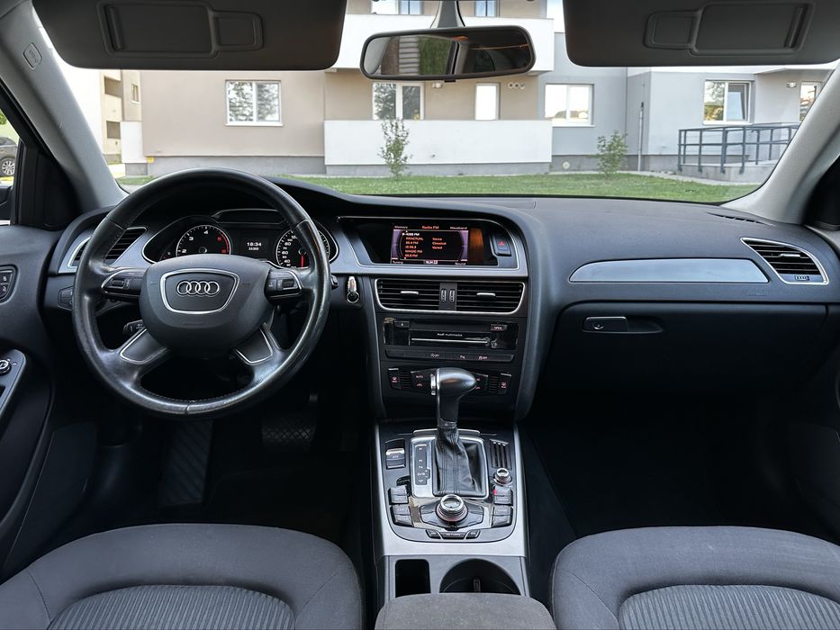 Vand/Schimb Audi A4 B8.5 FACELIFT~Automat~Bi-Xenon~Navi~Senzori