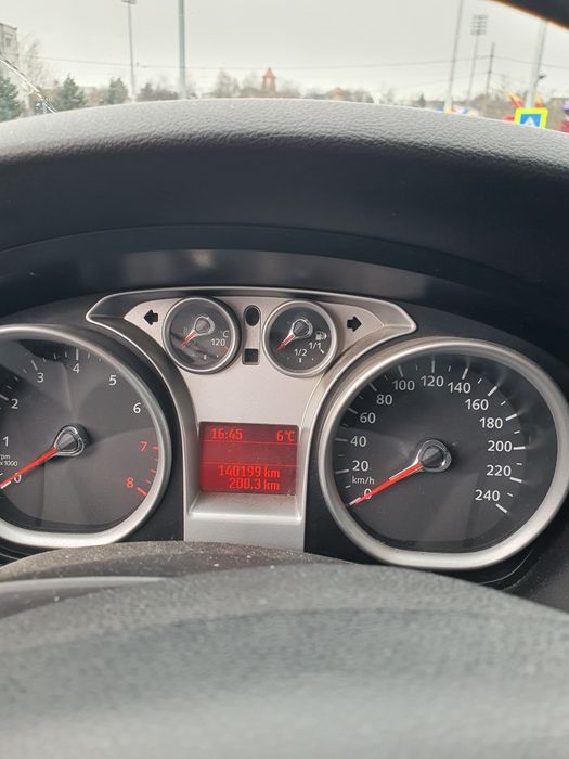 Vând Ford Focus 2