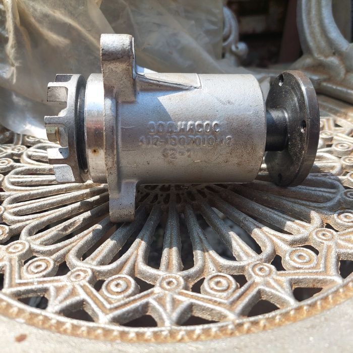 водна помпа за москвич