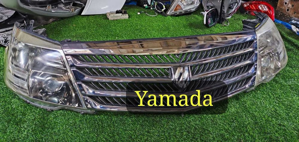 Решетка радиатора  оригинал