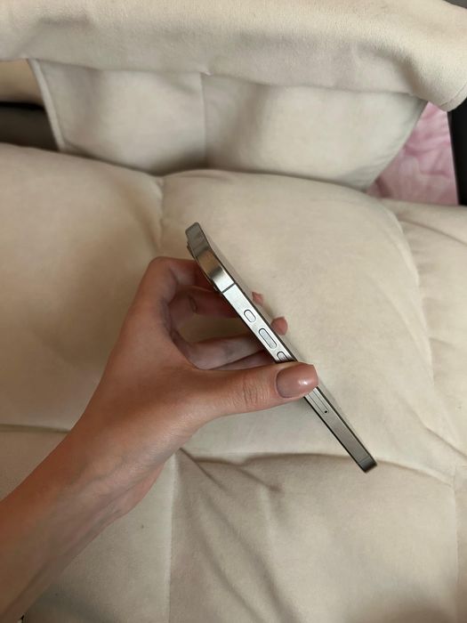 Айфон 15 про титан