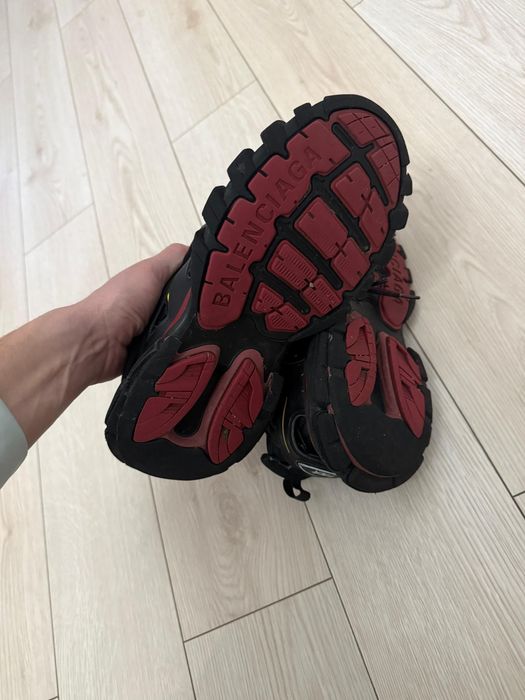 Balenciaga Track