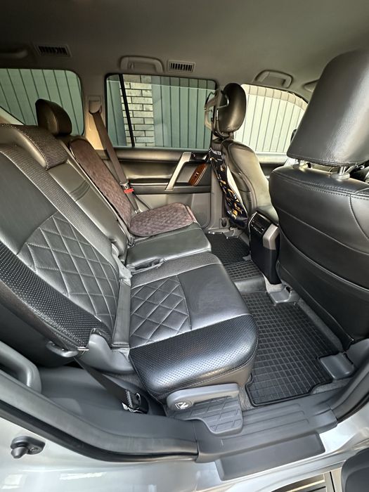 Toyota Land Cruiser 150