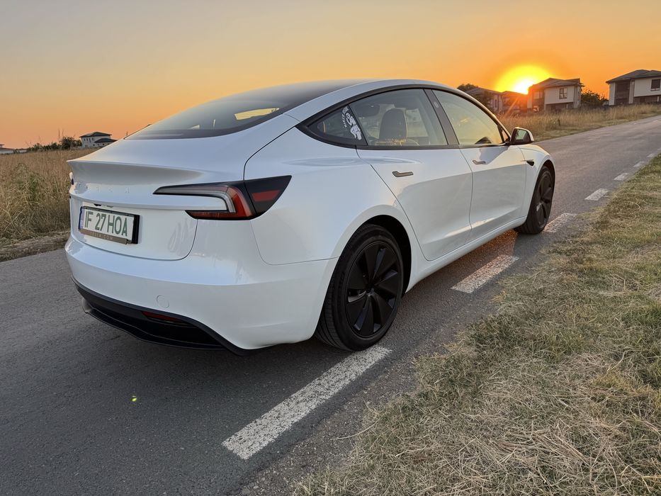 Tesla Model 3 Premium RWD SR