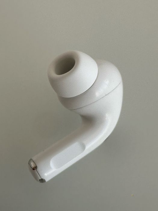 Airpods Pro 2 - casca stanga