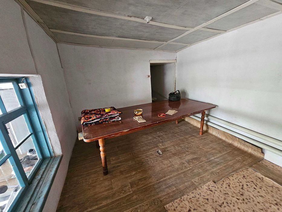 Ховли уй сотилади