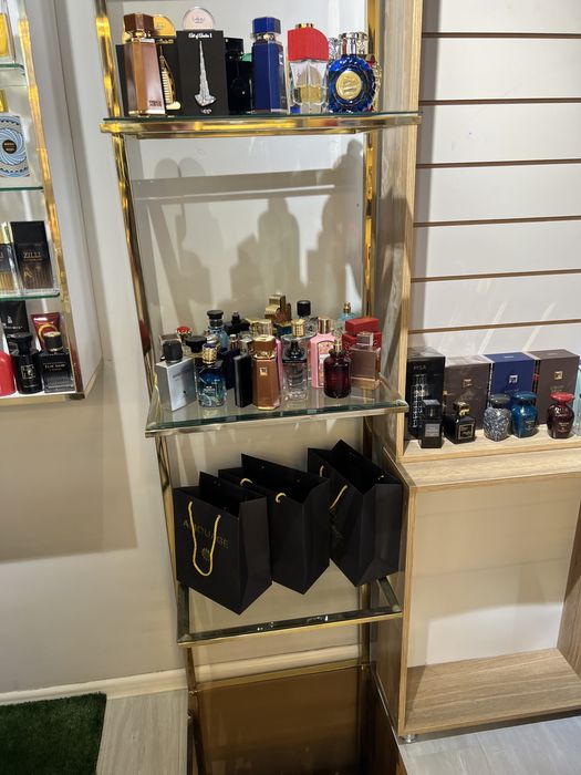 3 шт витрина продается