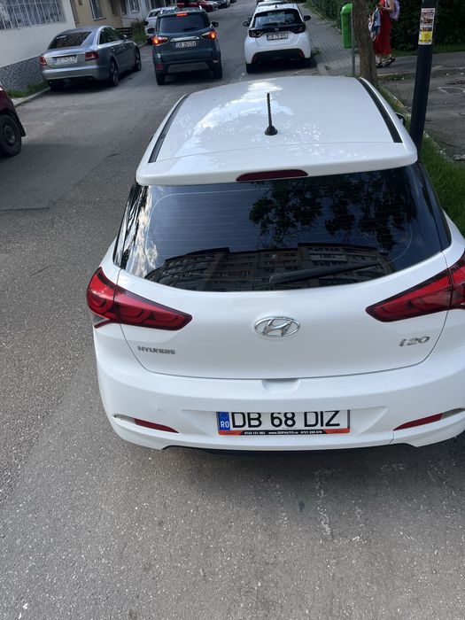 Hyundai i20  2016 ( stare buna)
