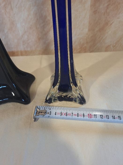 Два броя немски вази