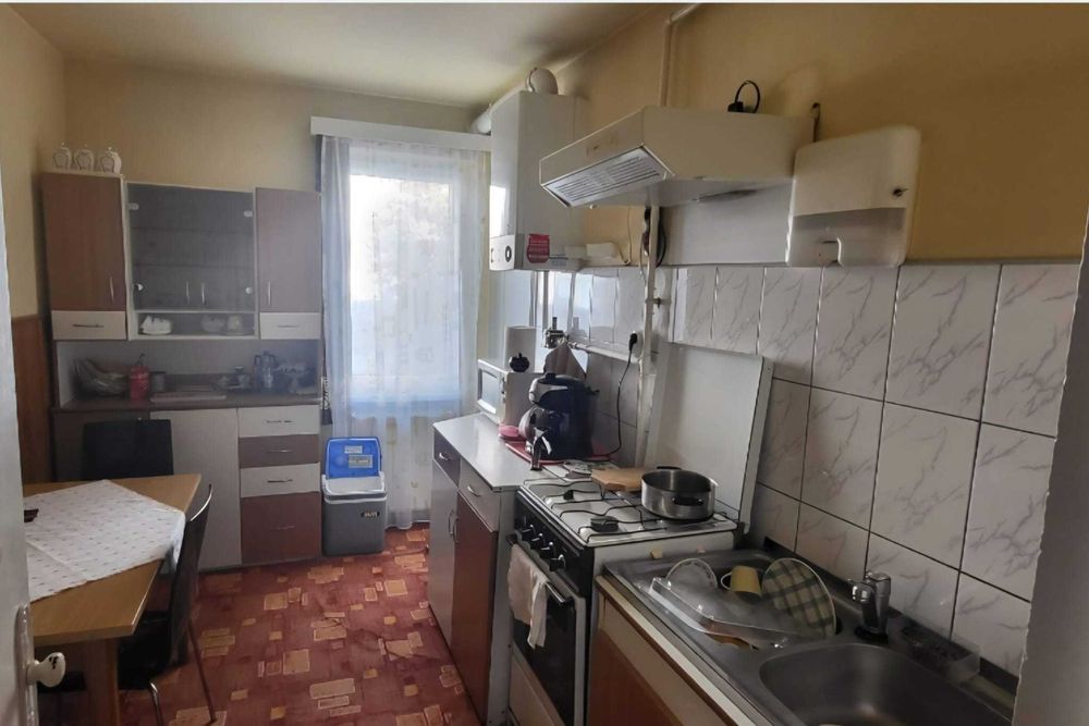 Vand apartament 3 camere Reghin, str. Rodnei