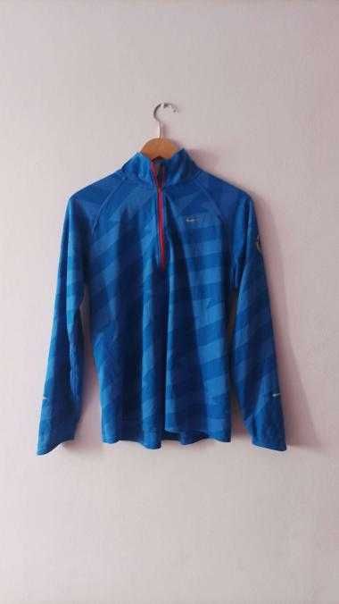 Блуза на Nike Dri-FIT