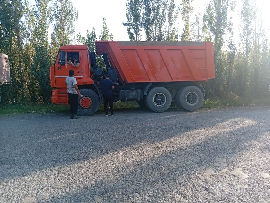 Kamaz   sotiladi