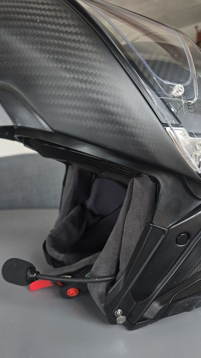 Casca premium AGV Sport Modular Carbon, cu intercom SENA ARK