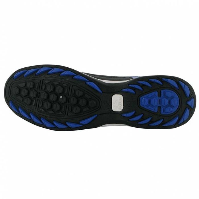 Насладете се на ежедневието и спорт с мъжки маратонки Sondico.