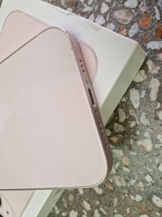 iPhone 13 Pink-256gb/100% battery health