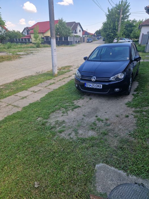 VOLKSWAGEN Golf 2012