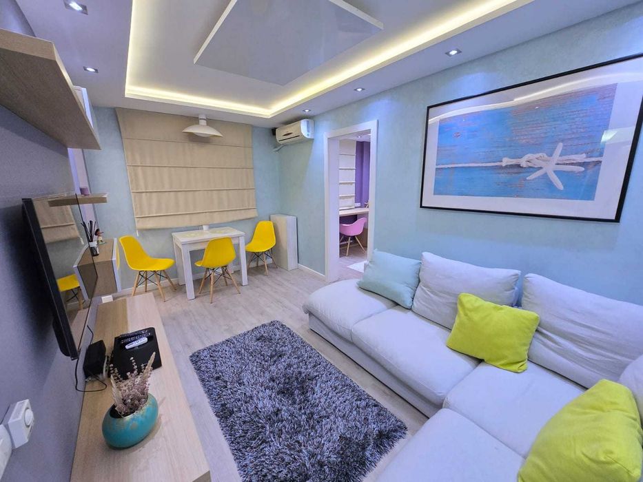 Tomis Nord - PROPRIETAR 3 camere 40 mp  80 000 EURO