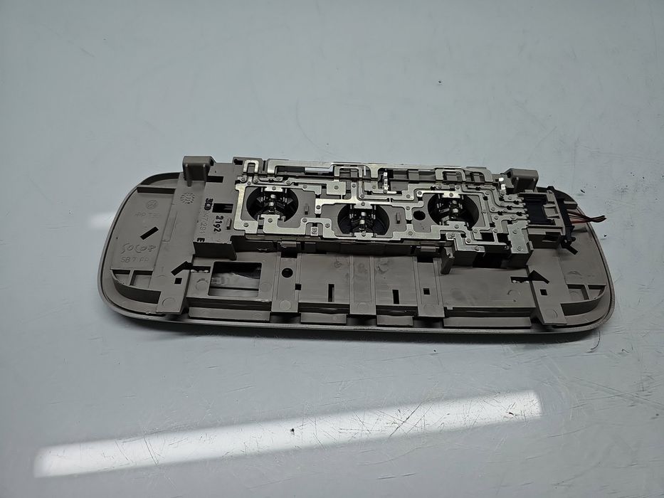 Plafoniera spate Volkswagen Golf 6 (5K1) [Fabr 2009-2013] Hatchback OE