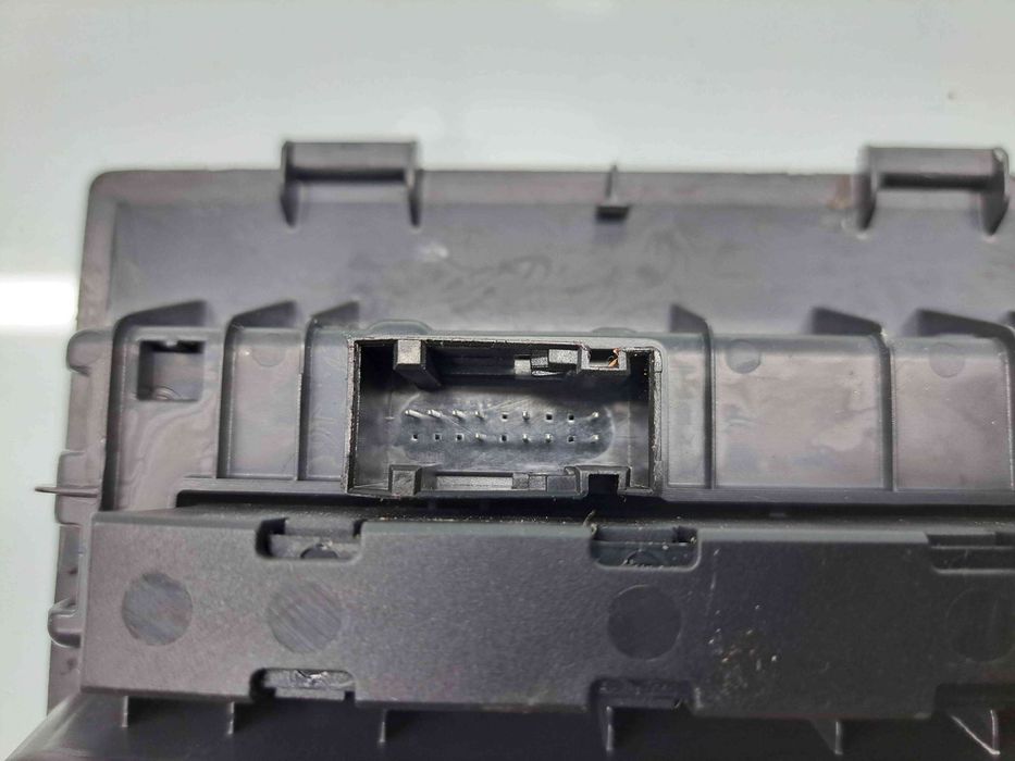 Butoane comenzi consola centrala Volkswagen Touran II (1T3) [Fabr 201