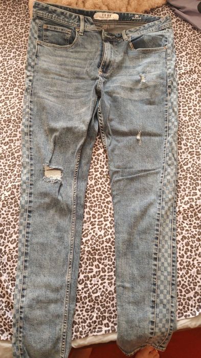 Отдам за шоколадку