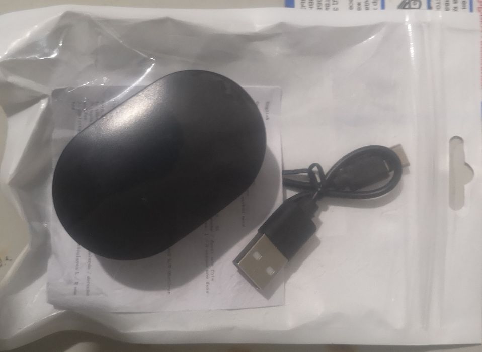 Продам Наушники новые