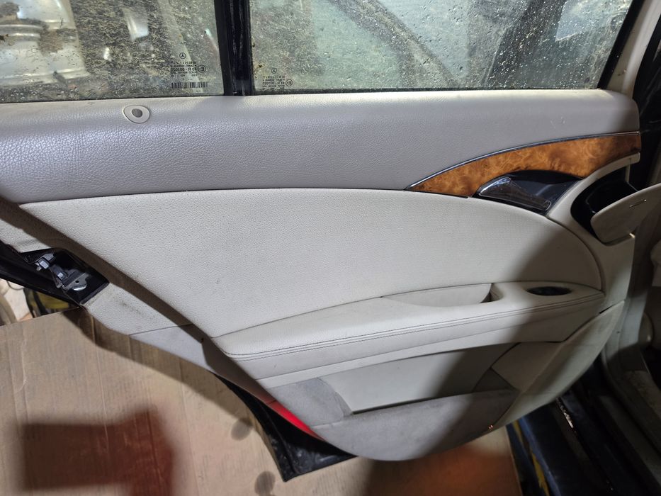 Кори врати Мерцедес w211 E class Mercedes W211 седан