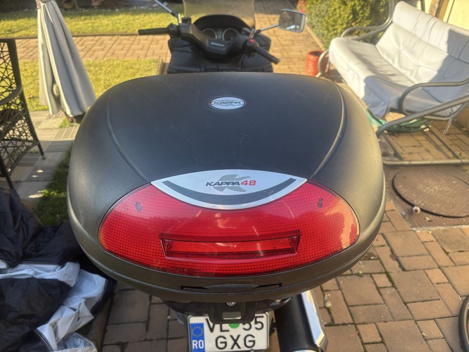 Vand maxi scuter………………..