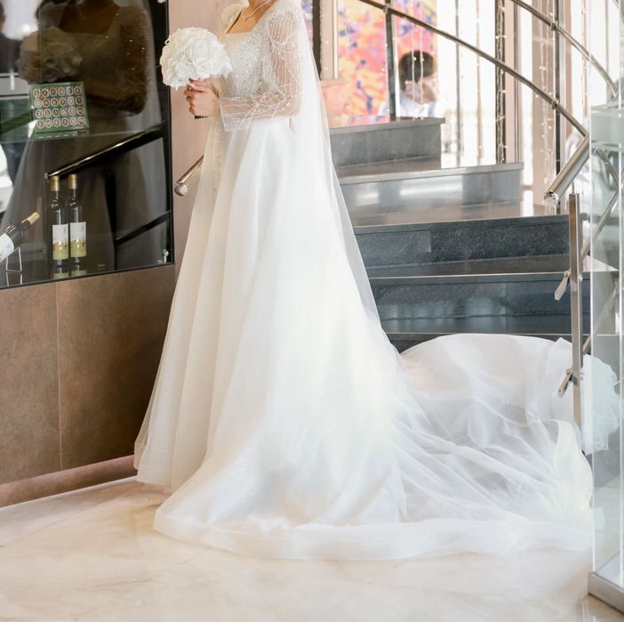 Свадебное платье