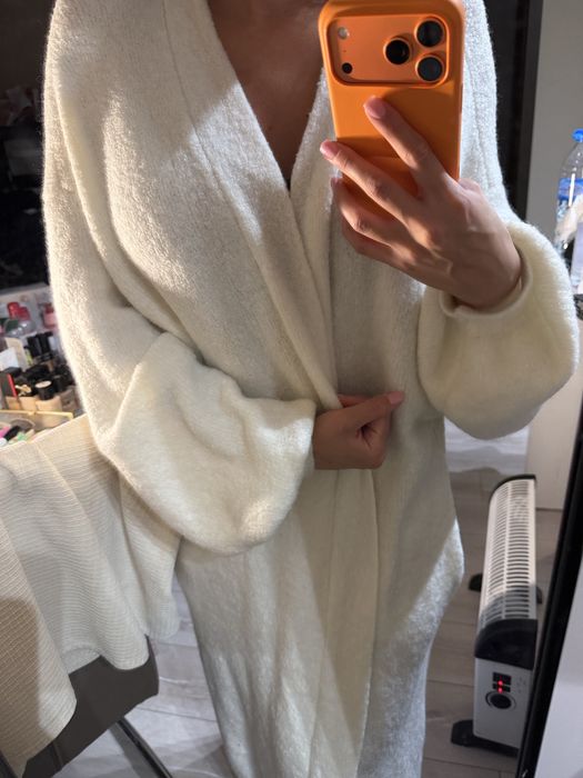 Alice Evis cozy cardigan