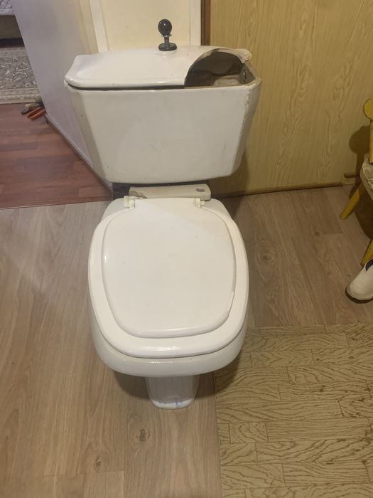 Продается Унитаз отечественный б у